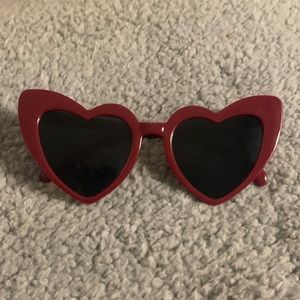 (1859) heart shaped sun glasses adorable